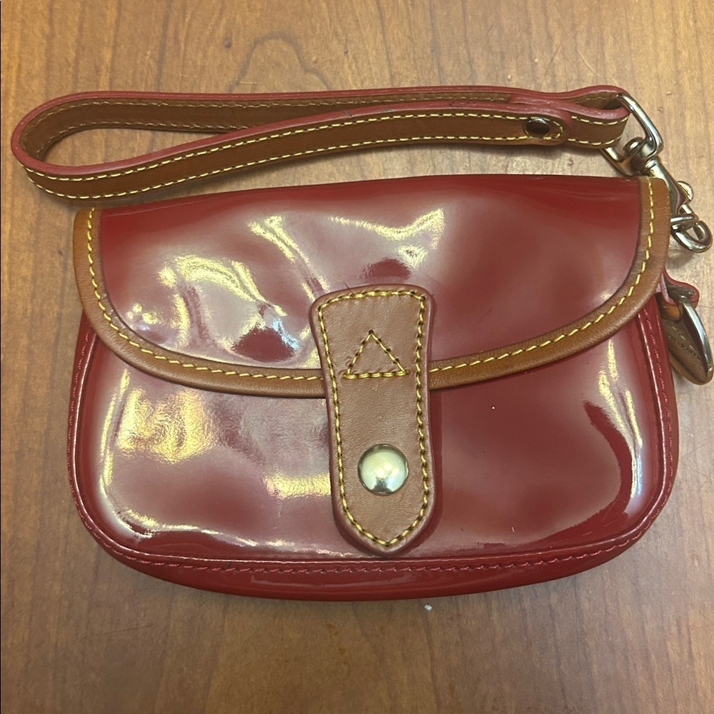 Dooney & Bourke Preppy Oncour Cabriolet Flap Wristlet